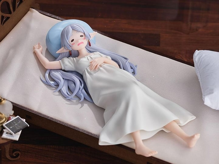 SEGA Frieren Sleeping Ver. Frieren: Beyond Journey's End Yumemirize Figure