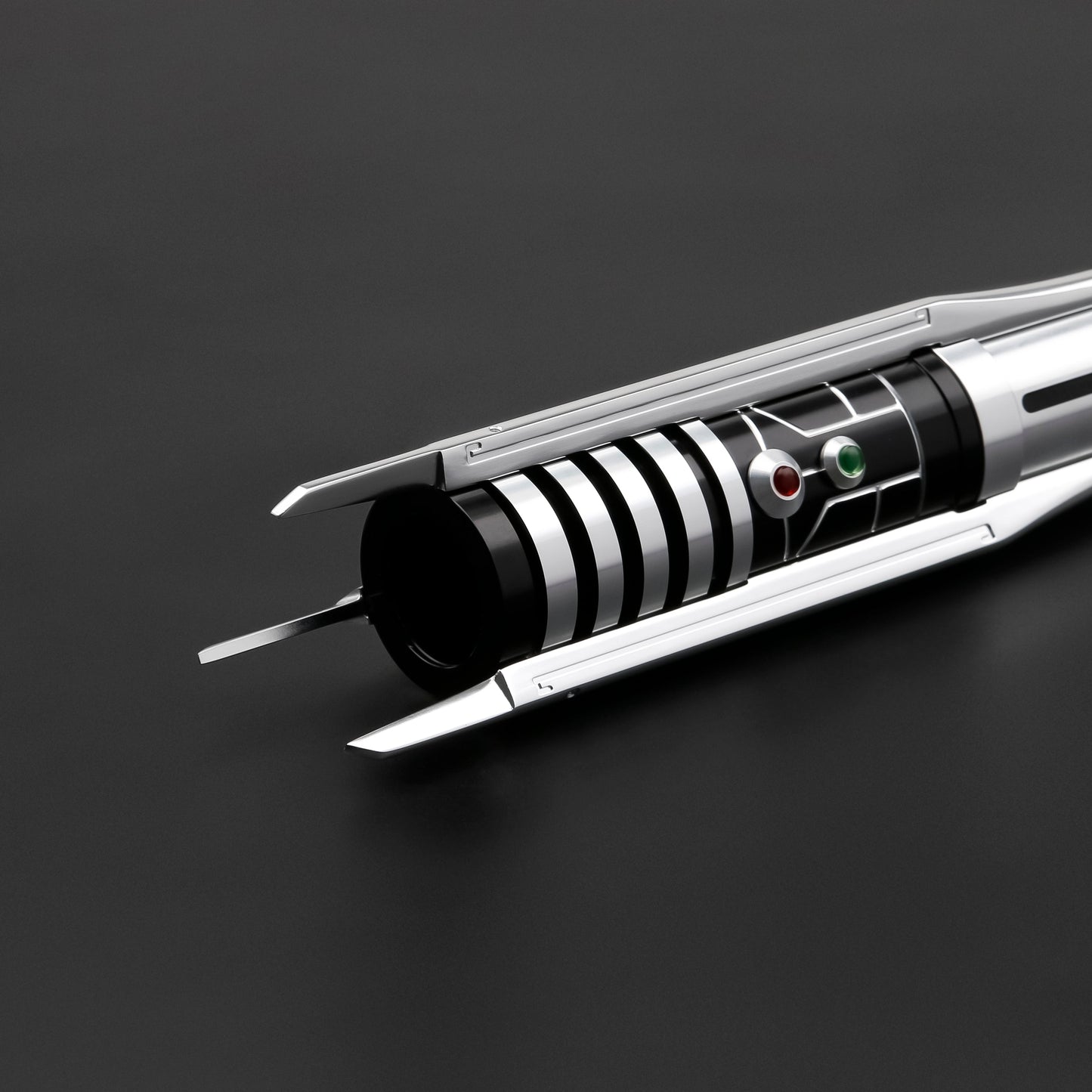 Sabervold Sv-Revan Jedi Lightsaber