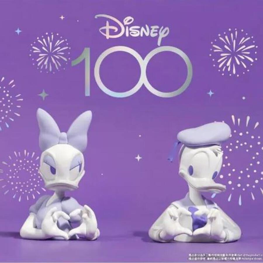 Soap Studio Disney100 Donald Duck and Daisy Duck Love Hand Mini Bust - Disney