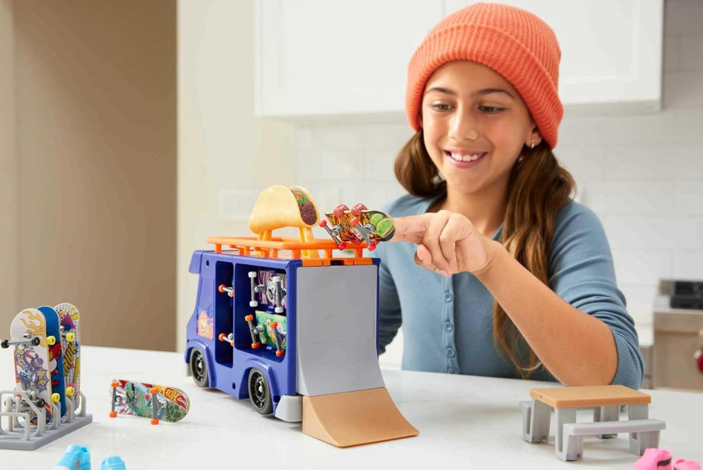 Hot Wheels Skate Portable Skatepark - Taco Truck Play Case