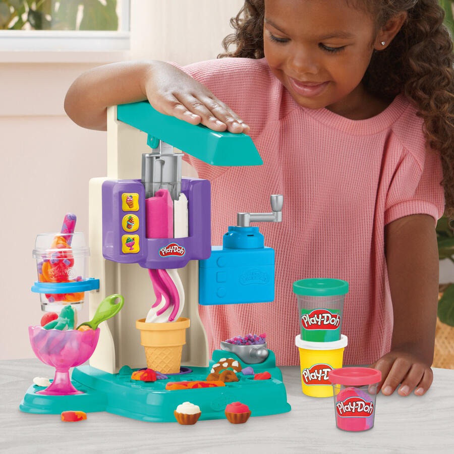 Play-Doh Rainbow Swirl Ice Cream Playset