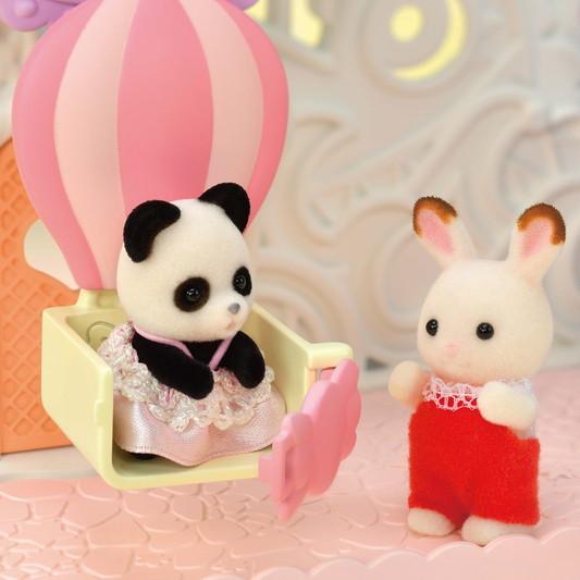 Sylvanian Families Baby Amusement Park - Free Gift