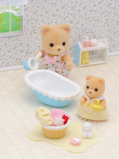 Sylvanian Families Baby Bath Time