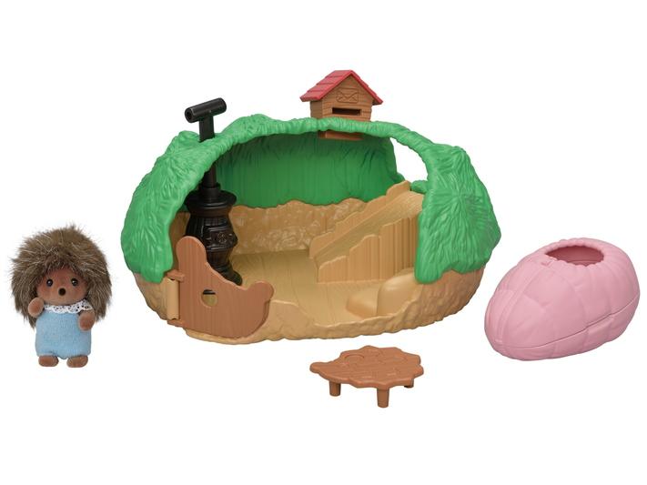 Sylvanian Families Baby Hedgehog Hideout - Free Gift