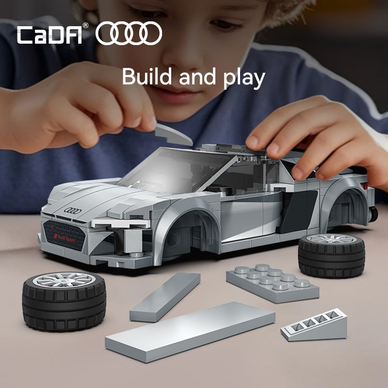 CaDA 1:24 Audi R8 Coupe C55027W