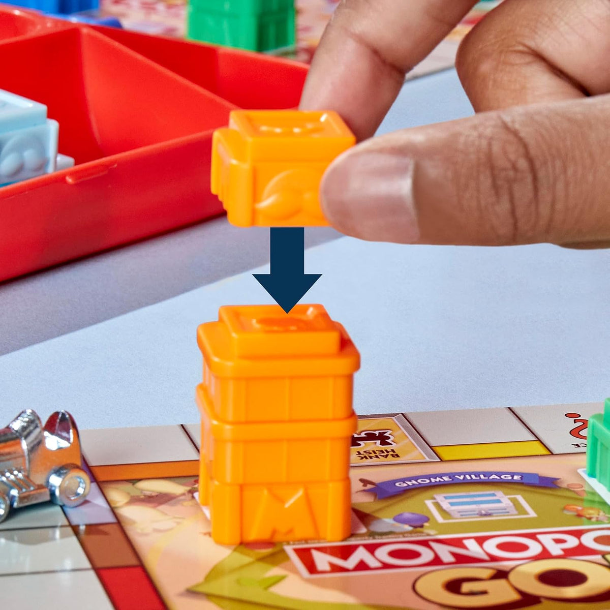 Hasbro Gaming Monopoly GO!