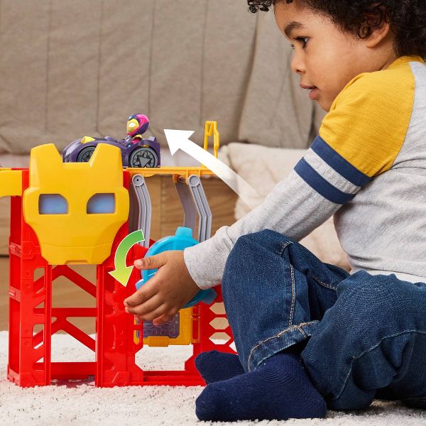 Hasbro Marvel Iron Man and his Awesome Friends Iron Garage