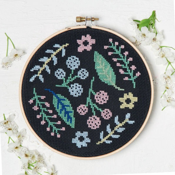 Hinkler Craft Maker Botanical Cross Stitch Kit