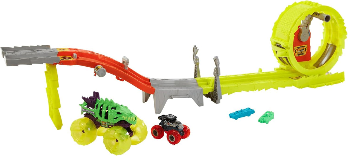 Hot Wheels Monster Trucks Power Smashers Charge & Chase Challenge Track Set