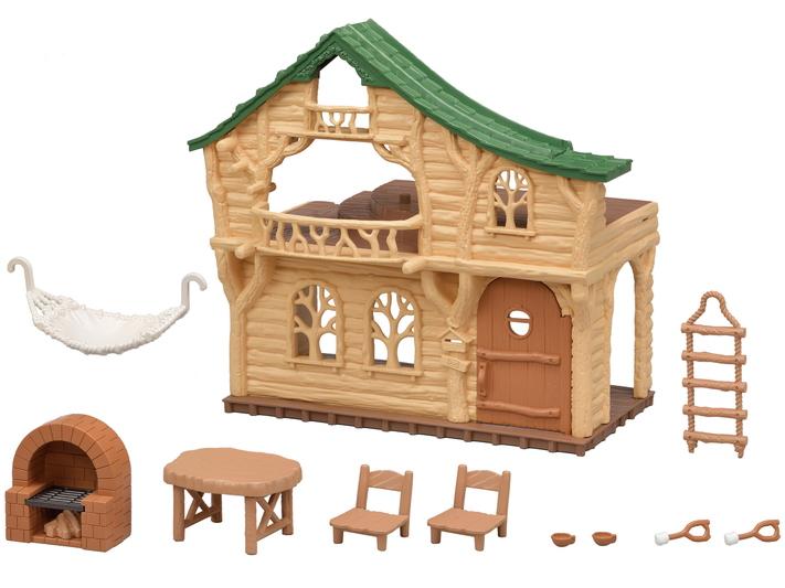 Sylvanian Families Lakeside Lodge - Free Gift