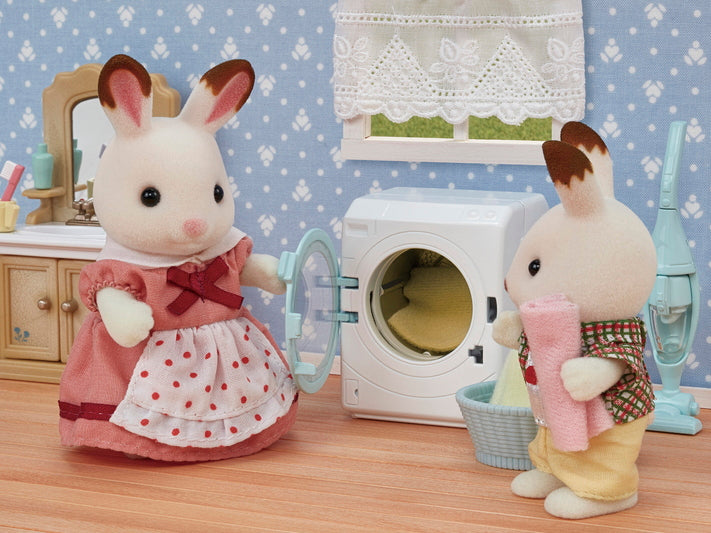 Sylvanian Families Laundry & Vacuum Cleaner - Free Gift