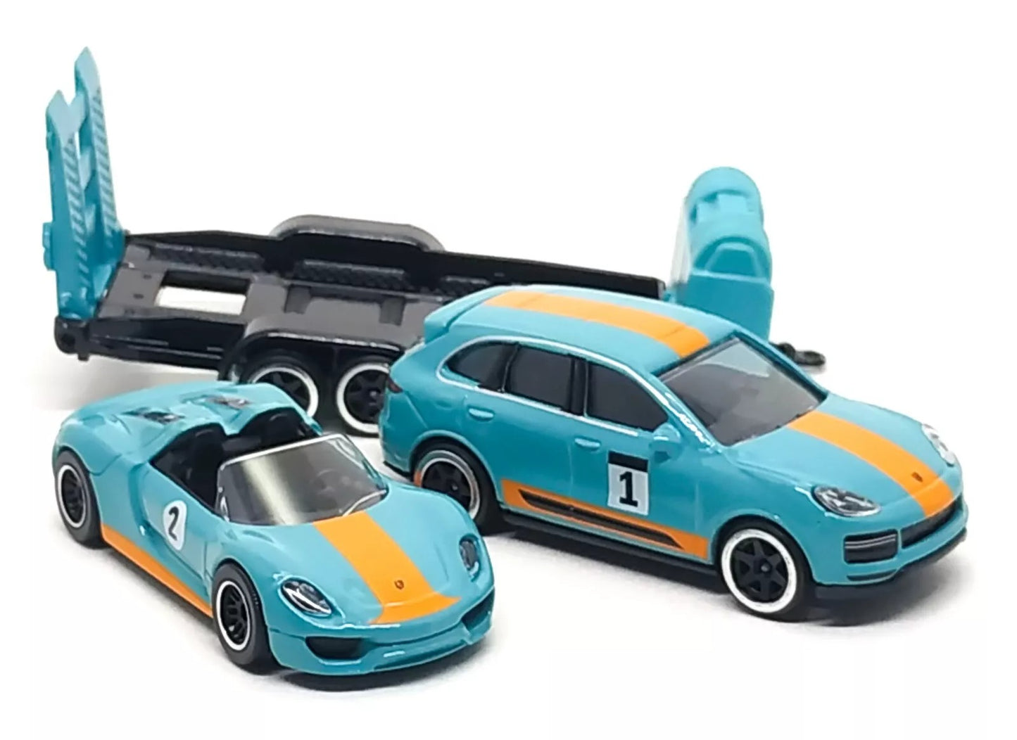 Majorette Trailer Race Set - Porsche Cayenne Turbo S + 918 Spyder