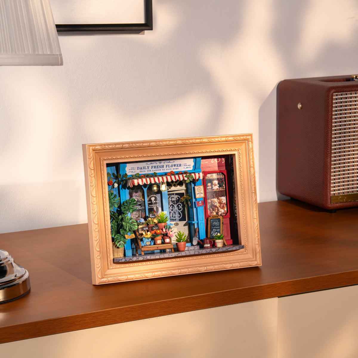 Robotime Rolife タイムトラベル DIY ブックヌークシェルフインサート TGB04