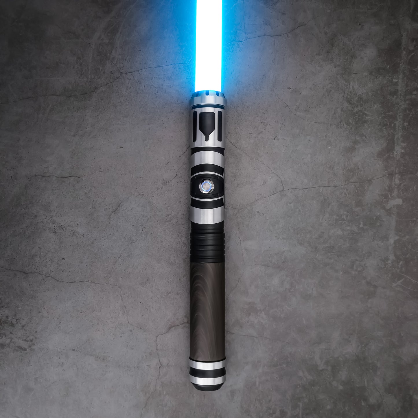 SaberVold SV-Cetus Lightsaber