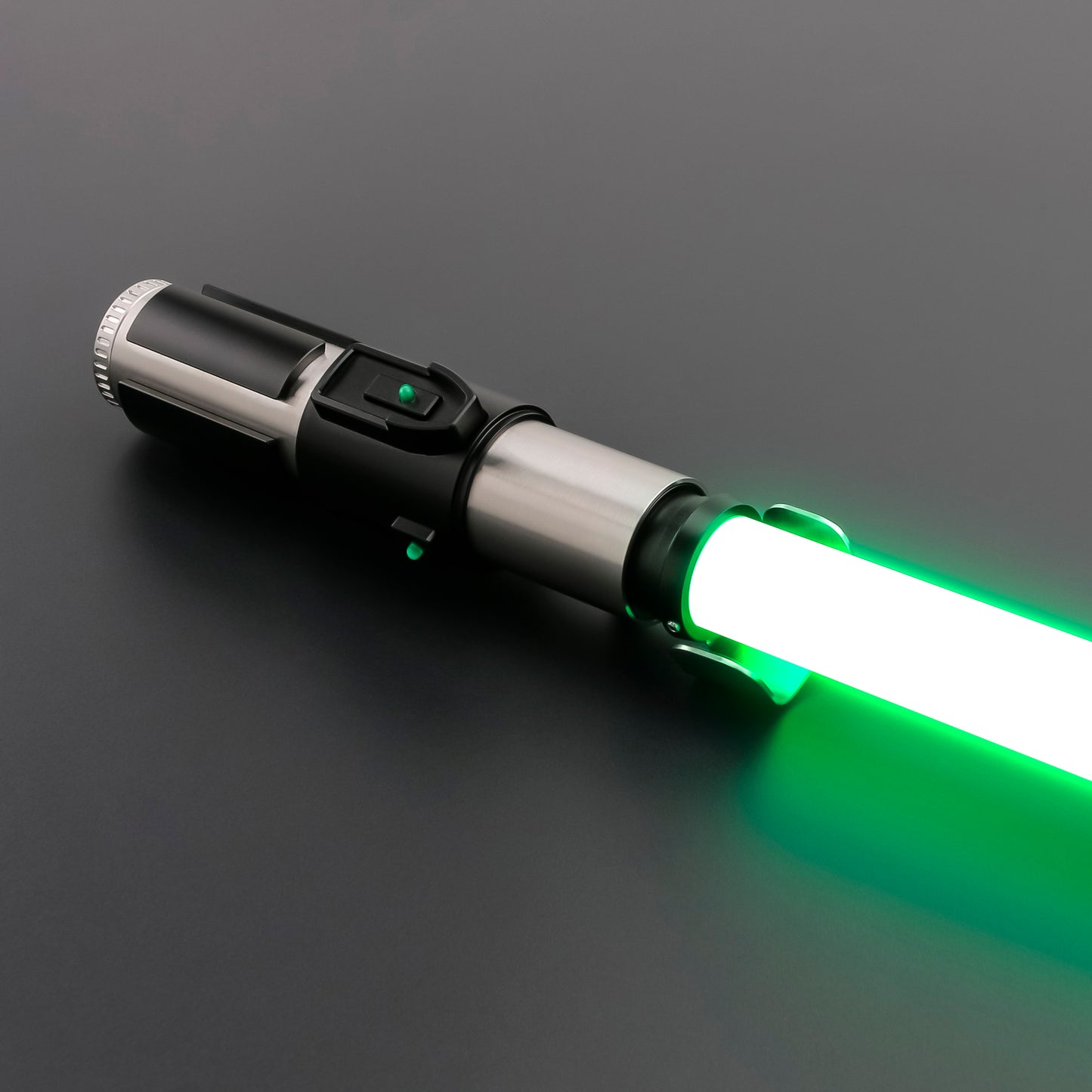 SaberVold SV-Yoda Lightsaber