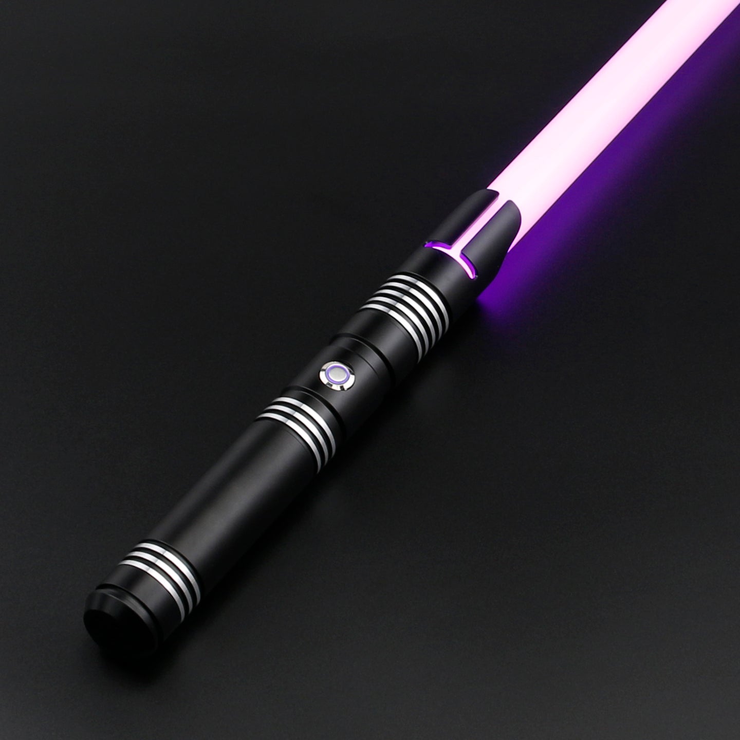 SaberVold SV-Aries Lightsaber