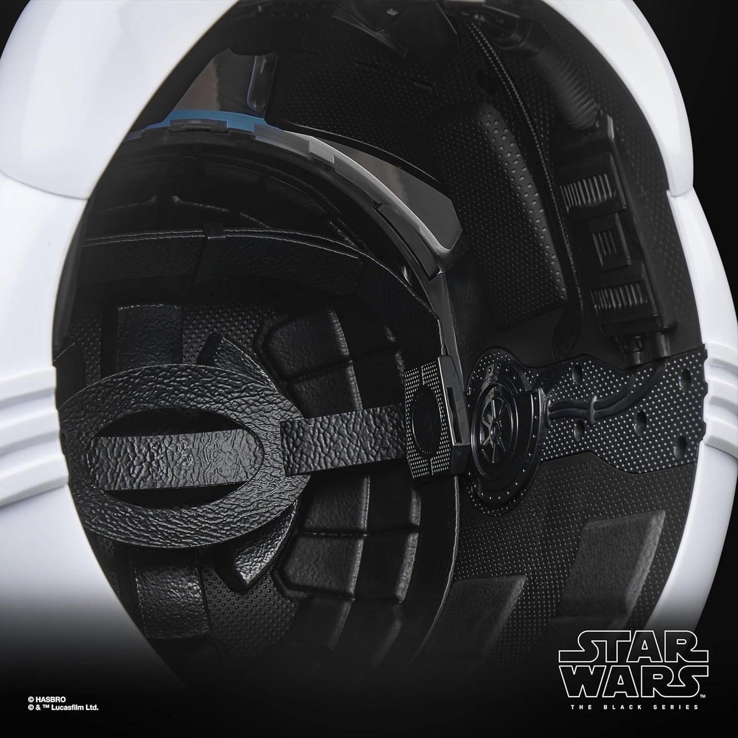 Star Wars The Black Series Clone Trooper (501st Legion) Premium Electronic Helmet