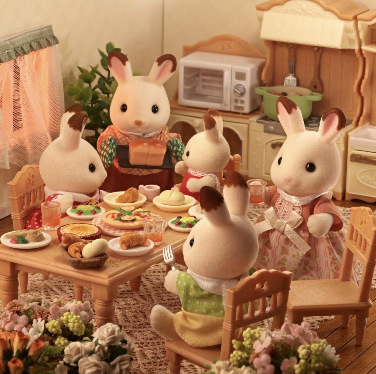 Sylvanian Families Chocolate Rabbit Family