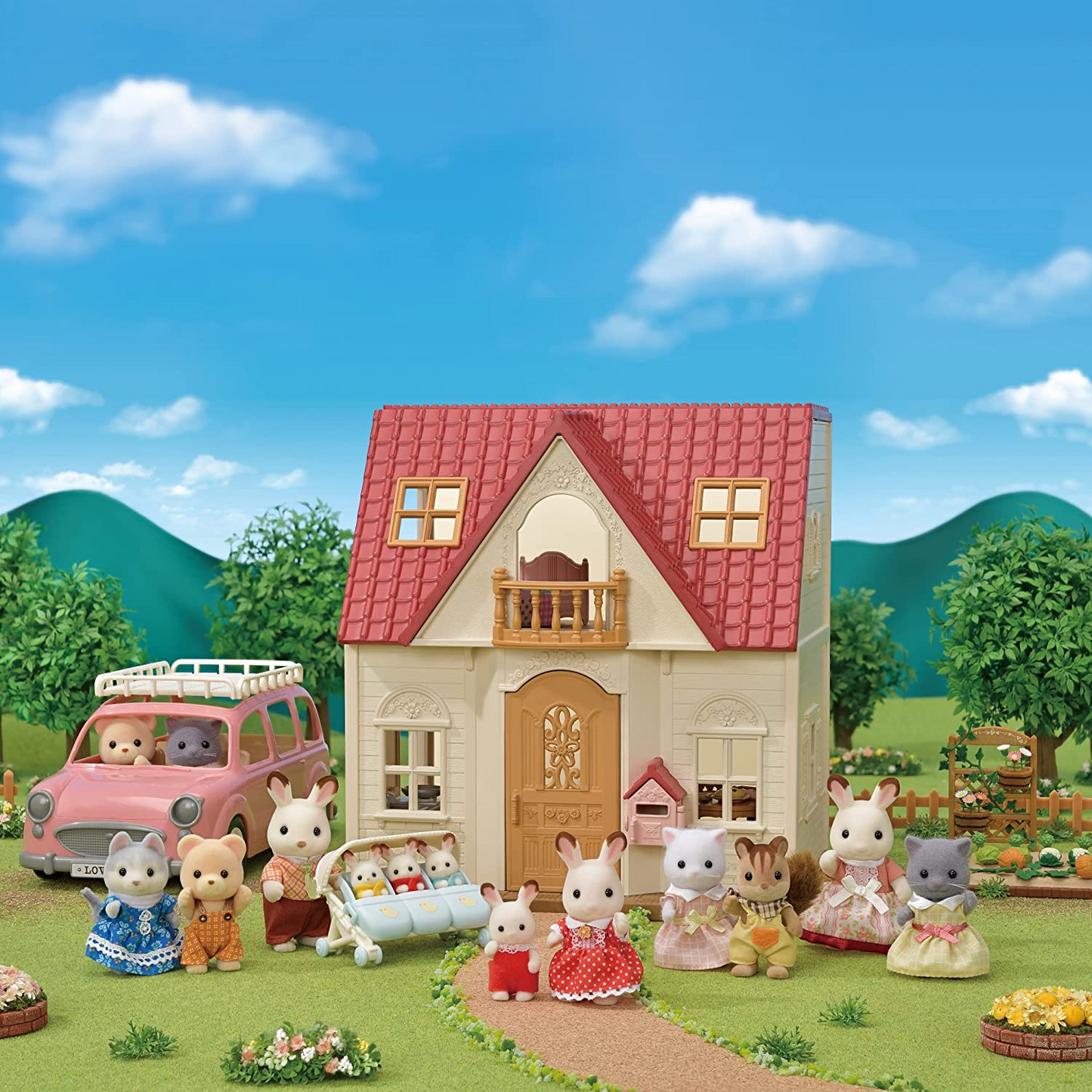 Sylvanian Families Red Roof Cosy Cottage Starter Home