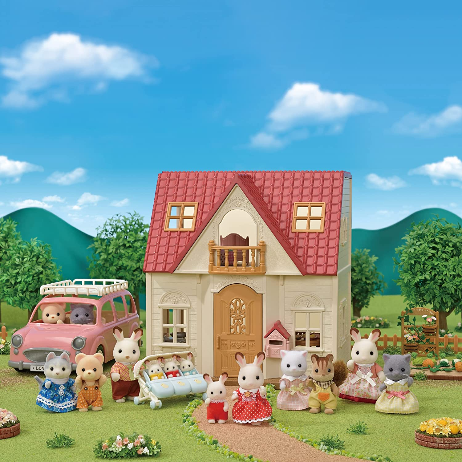 Sylvanian Families Red Roof Cosy Cottage Starter Home