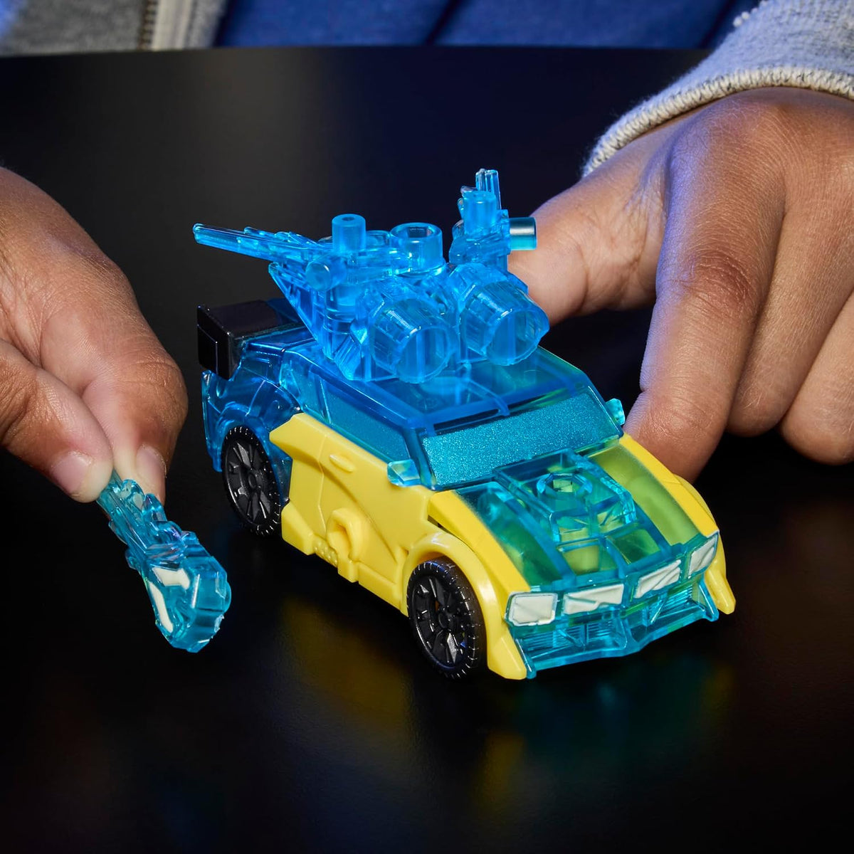 Transformers Cyberworld Armored Cyber Changers Bumblebee