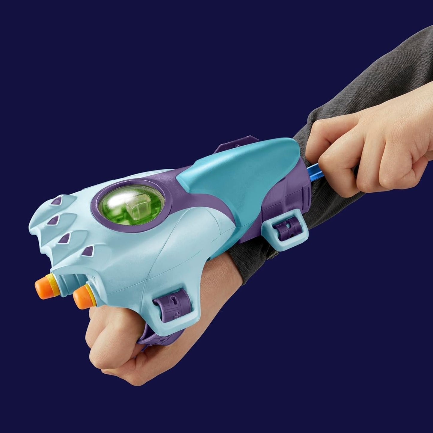 Transformers EarthSpark Cyber-Sleeve Battle Blaster