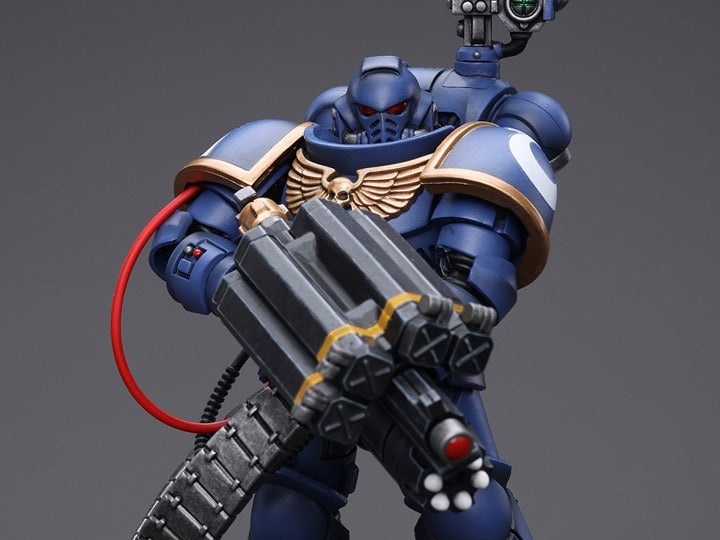 JOYTOY Warhammer 40K Ultramarines Desolation Marine with Castellan Launcher (Superfrag) JT8827