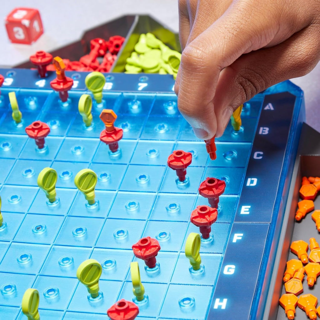 Battleship Royale Party Game - Hasbro Gaming