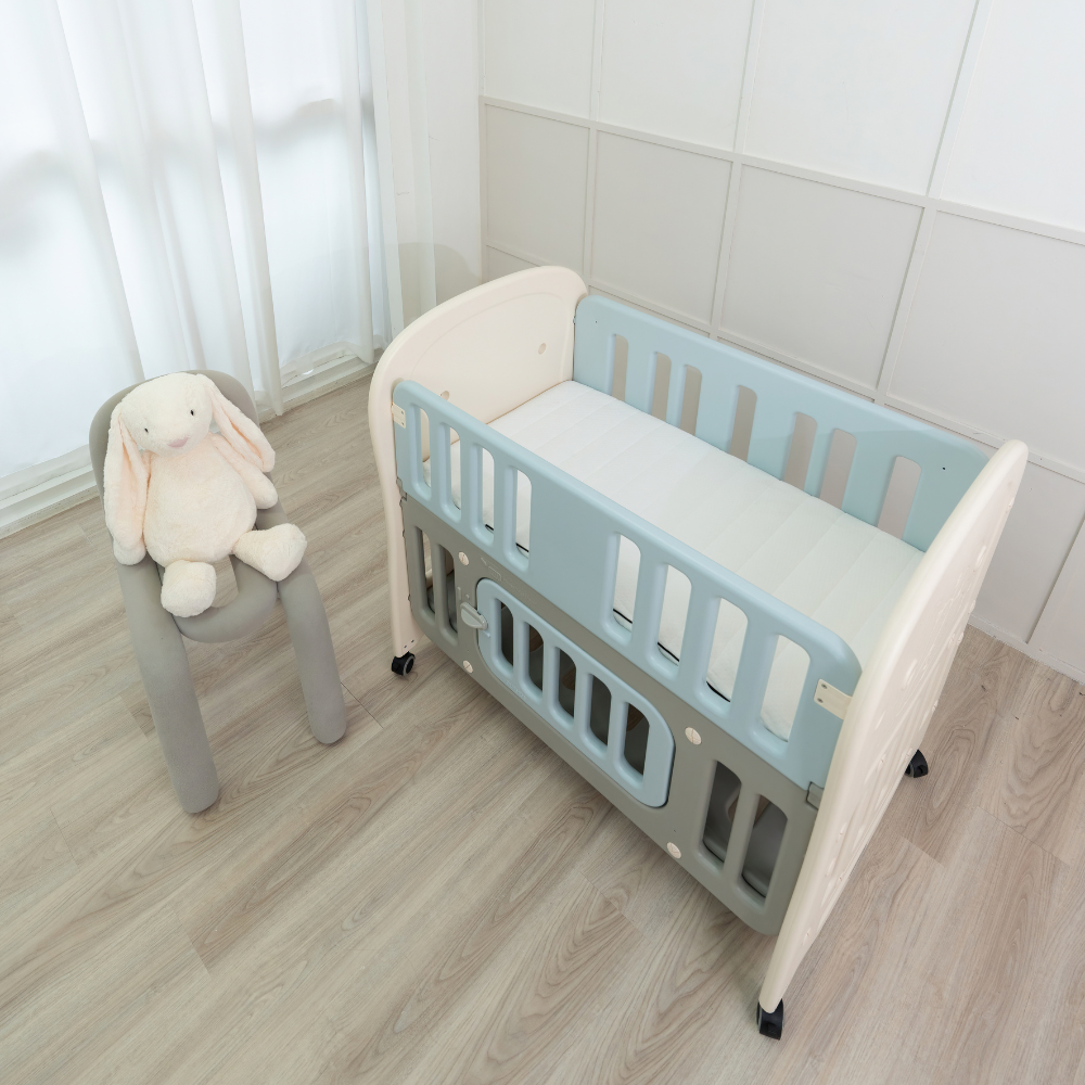 Baby Cot & Bed
