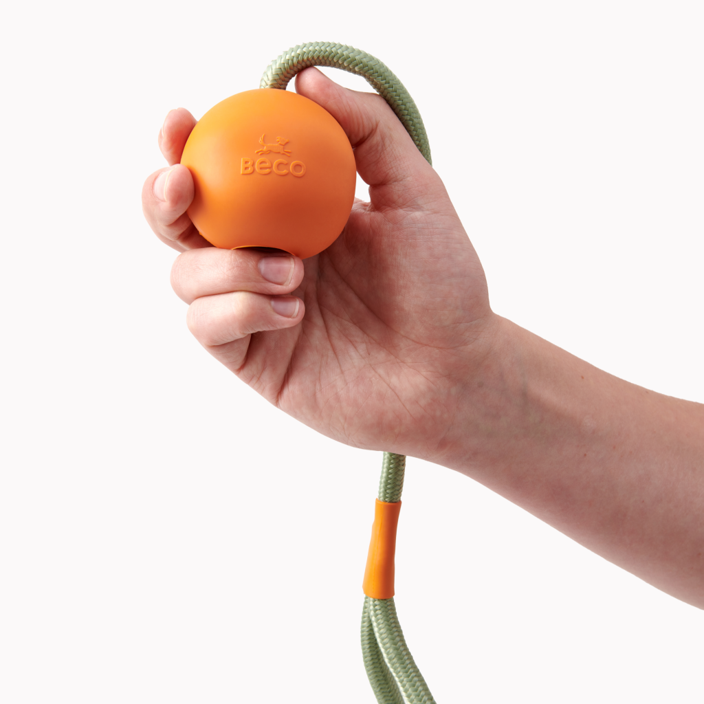 Beco Slinger Ball Toy - Dog Toys