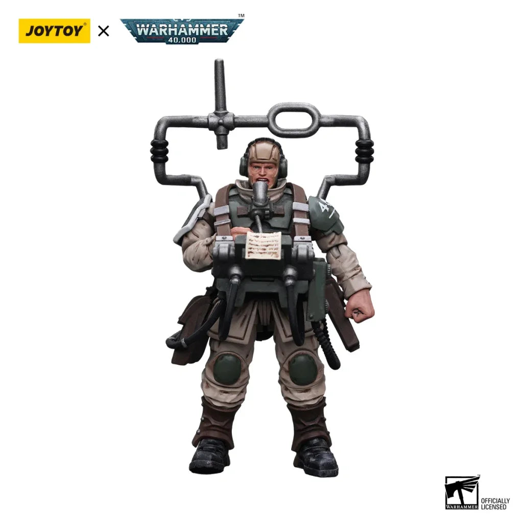 JOYTOY Warhammer 40k 1/18 Action Figures Anime 10.7cm Astra Militarum Cadian Command Squad Veteran with Medi-pack Model