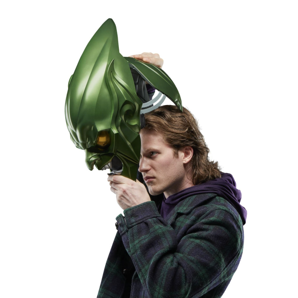 Marvel Legends Series: Green Goblin Roleplay Helmet (Spider-Man: No Way Home) - Marvel