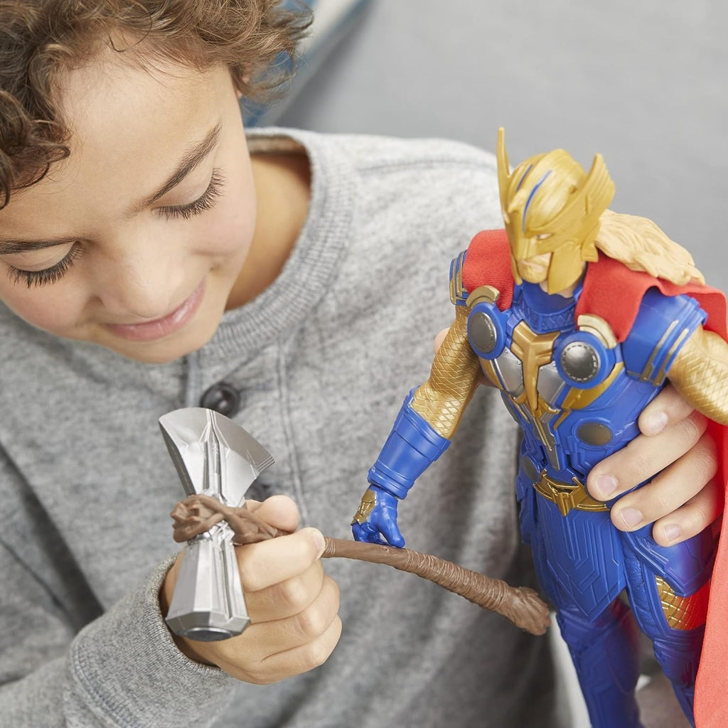 Marvel Studios Thor: Love And Thunder Stormbreaker Strike Thor