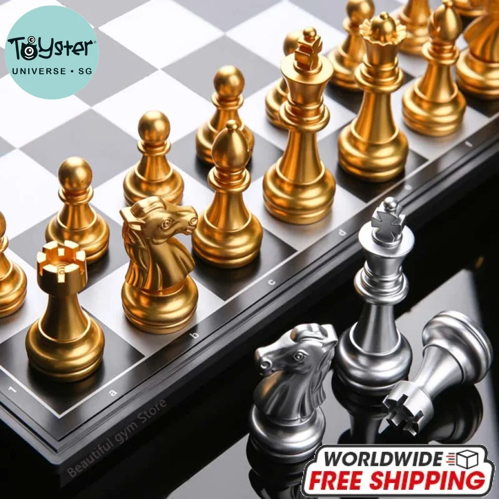 Medieval Chess Set With High Quality Magnetic Chessboard 32 Gold Silver Pieces