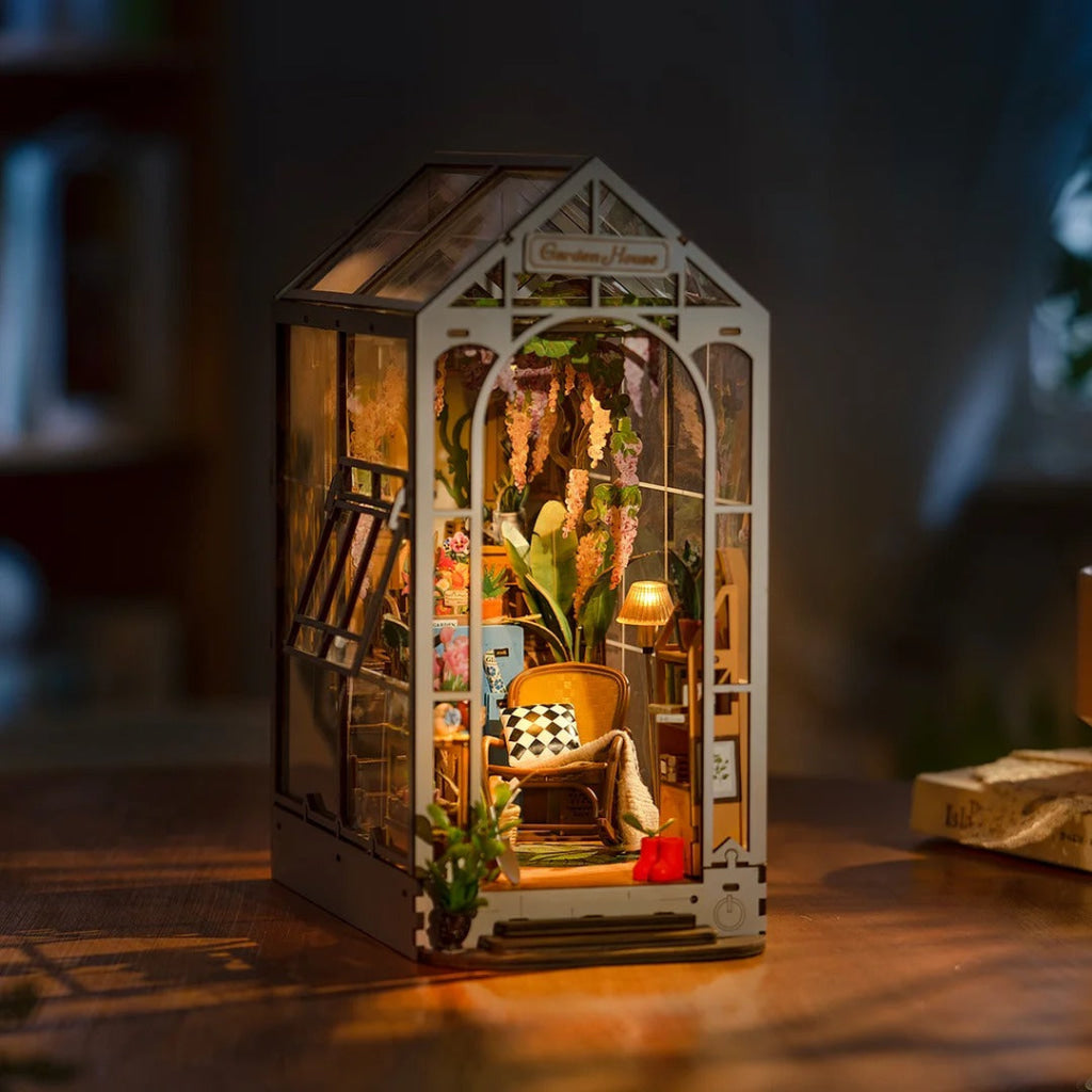 Robotime Rolife Holiday Garden House Diy Book Nook Shelf Insert Tgb06 Dropship