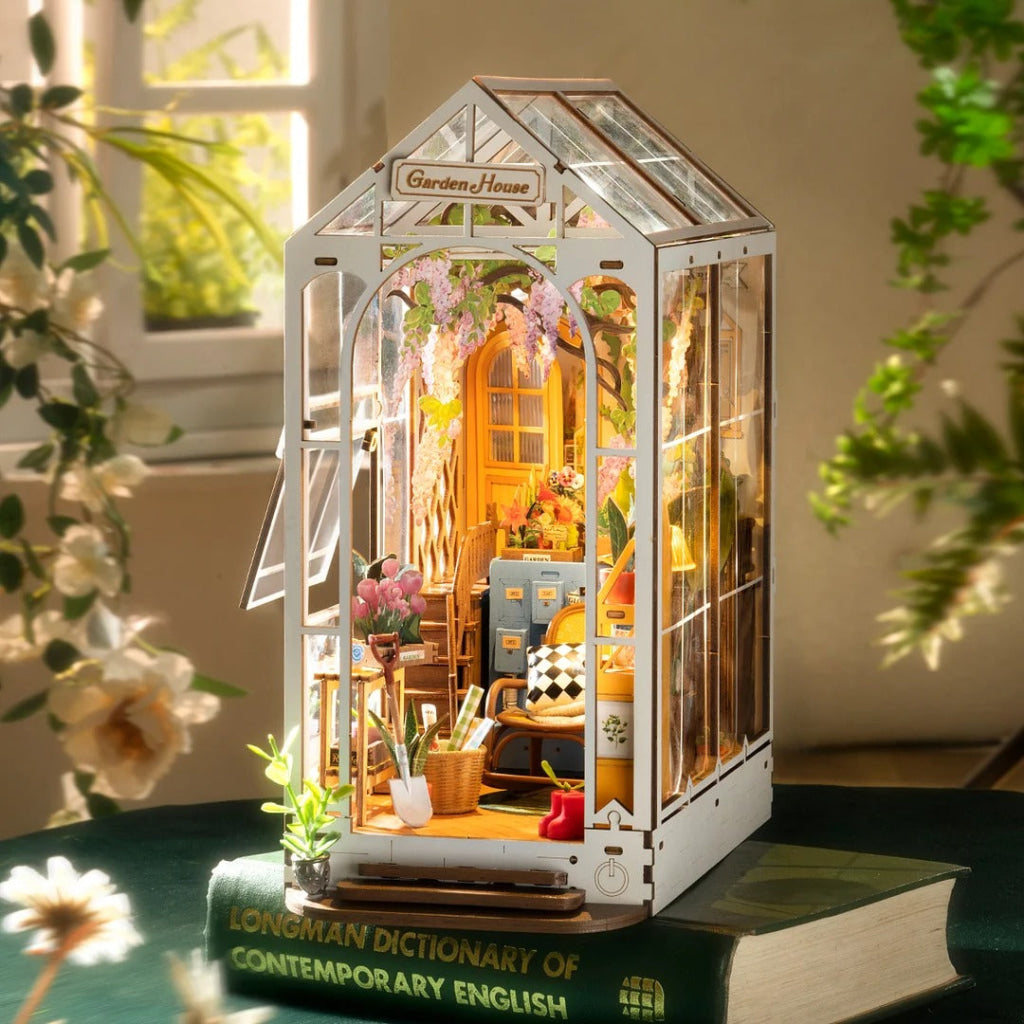 Robotime Rolife Holiday Garden House Diy Book Nook Shelf Insert Tgb06 Dropship