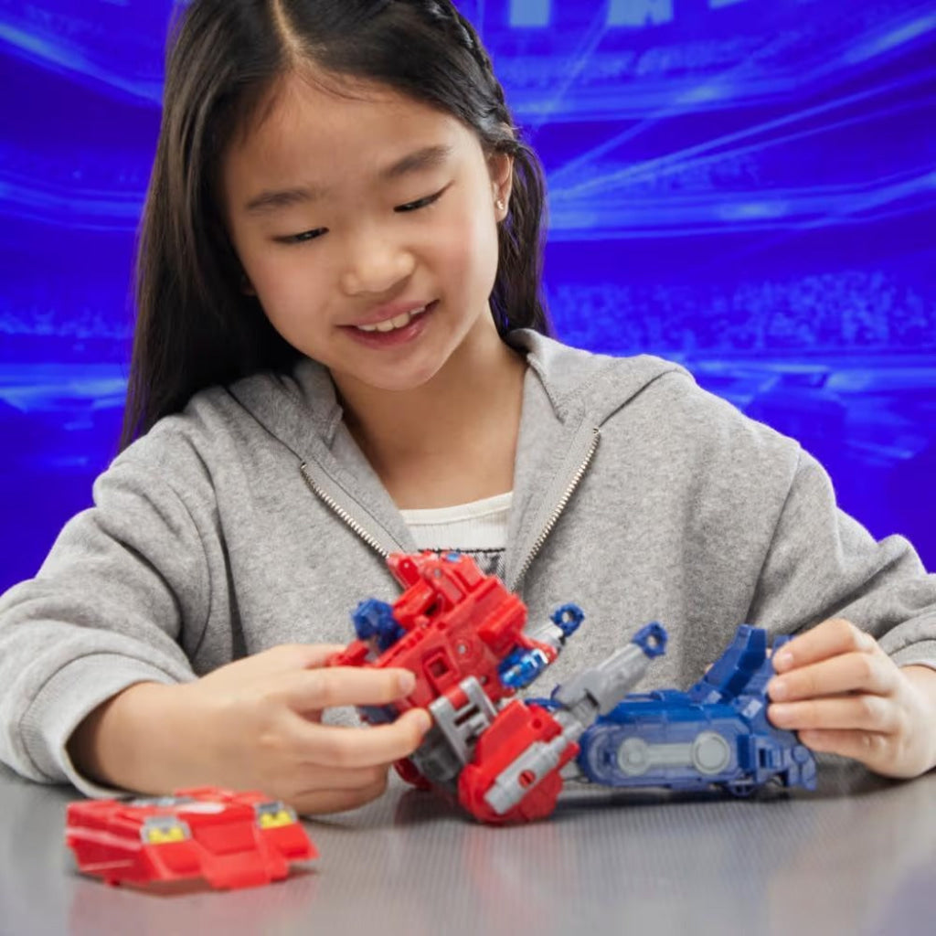 Transformers One Power Flip Optimus Prime (Orion Pax) - Transformers