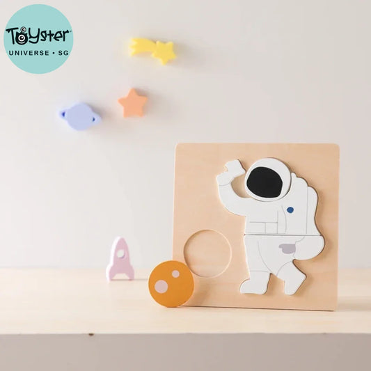 Wooden Astronaut Tangram Shapes Puzzle