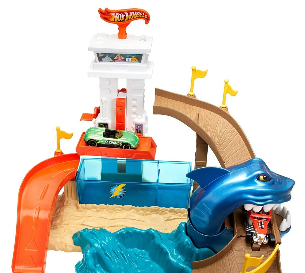 Hot Wheels Sharkport Showdown Trackset